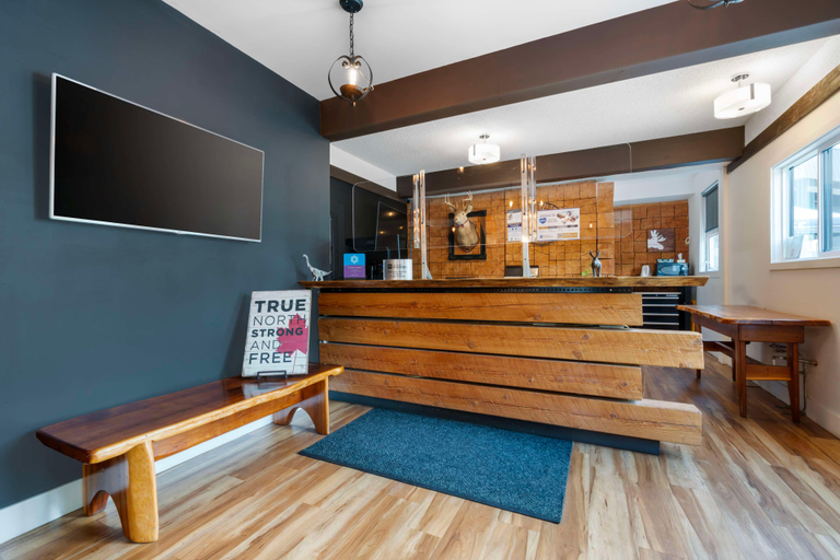 Public Area 2, Stoke Hotel SureStay Collection by Best Western, Columbia-Shuswap