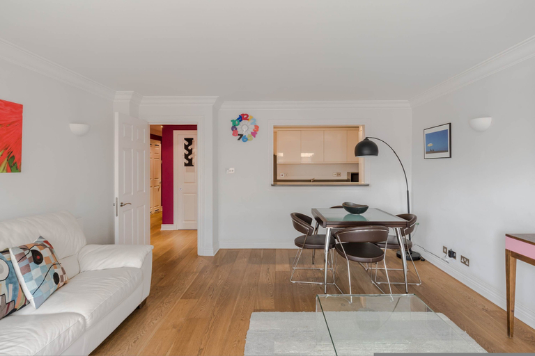 Room 4, Charter Luxe - Covent Garden - By Frankie Says, London