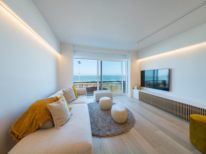 Bedroom 1, Beautiful apartment with direct sea view, West-Vlaanderen