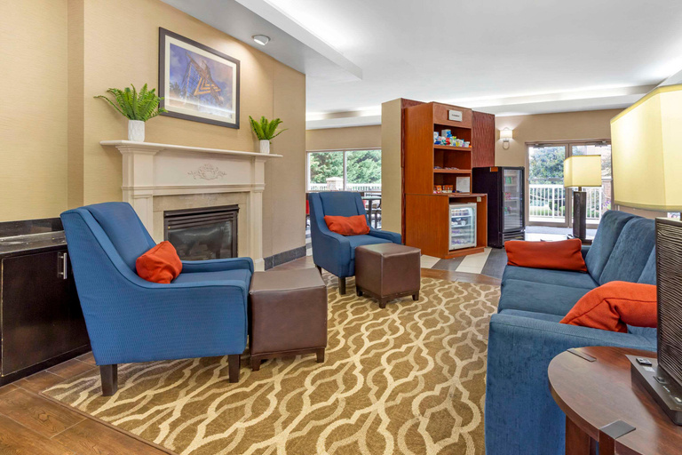 Public Area 2, Spark by Hilton Salem East Electric Road, Salem