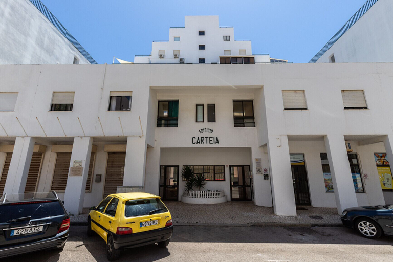 Room 4, Quarteira First Line Front Beach Pool Flat View, Loulé