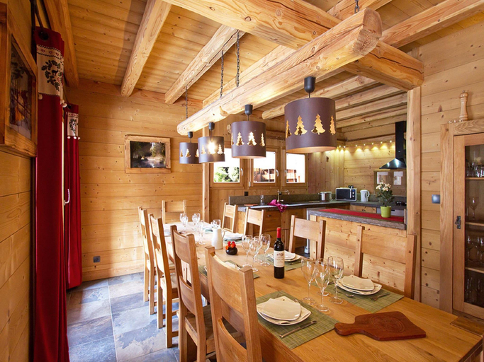 Food & Drinks, Chalet in Les Deux Alpes with Private Pool, Isère