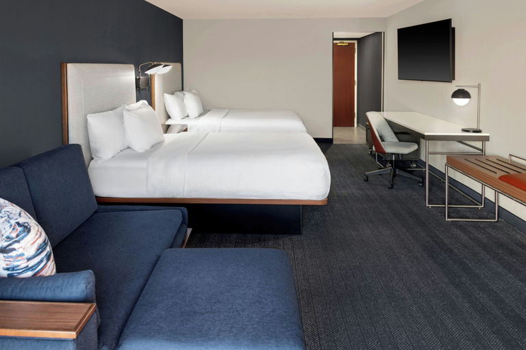 Bedroom 2, Courtyard by Marriott Cleveland Airport South, Cuyahoga