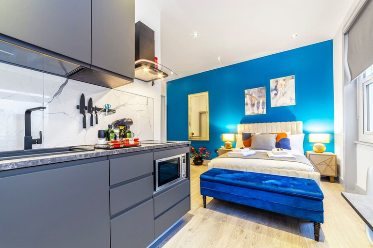 Room 3, Studio 4 - Cosy Studio in the Heart of Earls Court, London