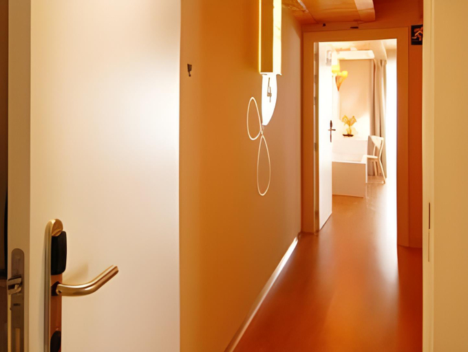 Interior view 2, Hostal Rimbombin, Burgos