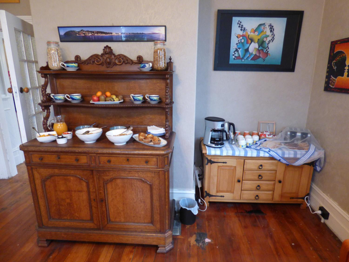 Food & Drinks 5, Sahara Guesthouse & Motels, Dunedin