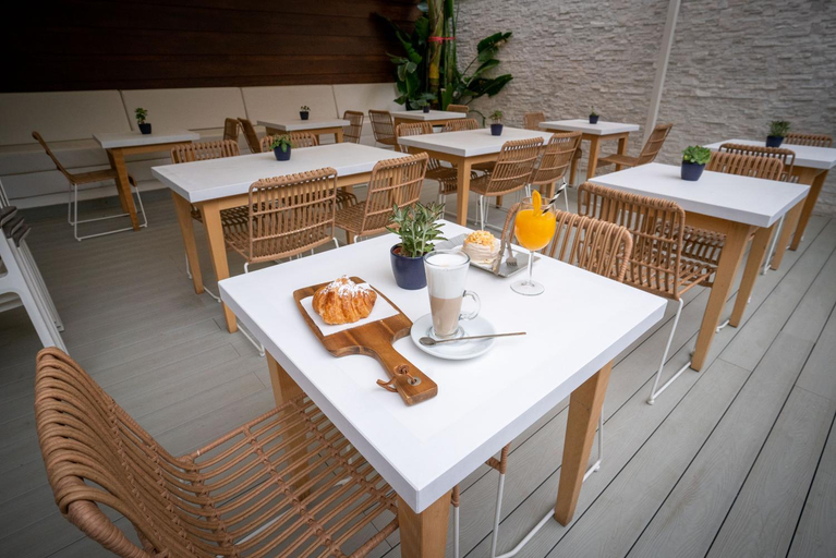 Food & Drinks 3, Urban Spaces Ibiza, Baleares