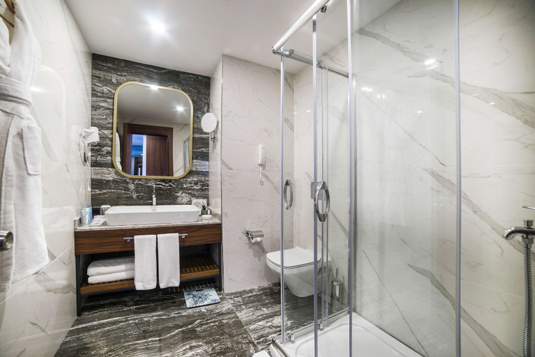 Bathroom 5, Sura Luxury Million & Spa, Fatih