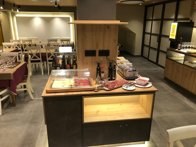 Food & Drinks 4, HOTEL MONTE PERDIDO, Huesca