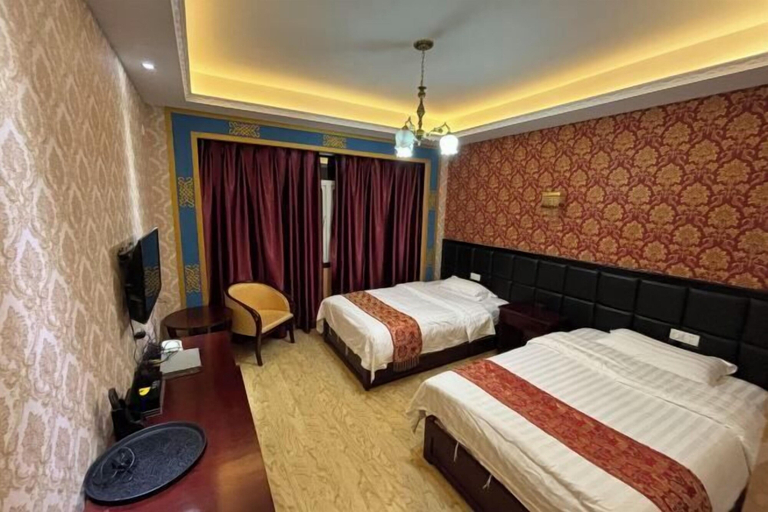 Bedroom 3, Songpan jiaguo senge minsu, Ngawa Tibetan and Qiang