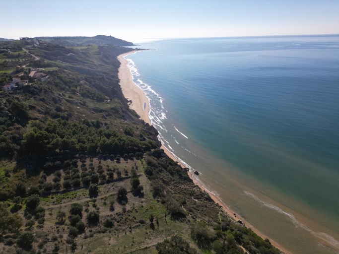 Others 4, Mari-luna, Agrigento