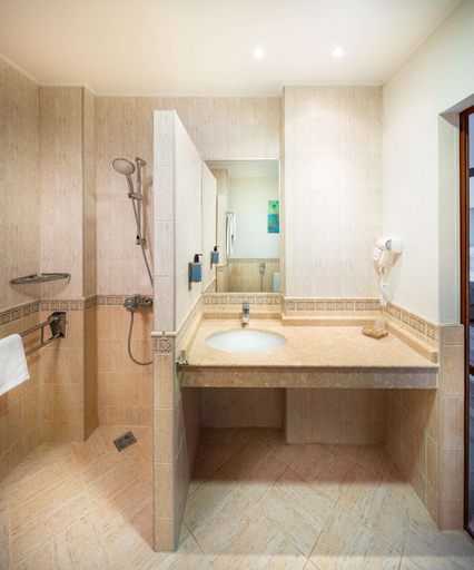 Bathroom 4, Alua Helios Bay - All Inclusive, Nesebar