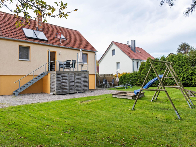 Others 5, Cozy Coastal Escape with Garden, Nordwestmecklenburg