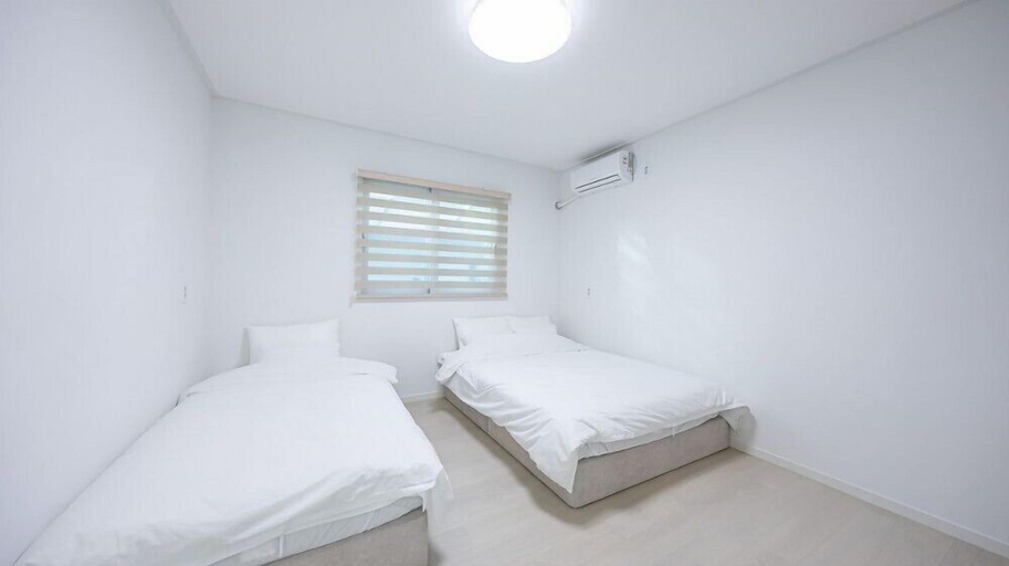 Bedroom 5, Rainbow Friends, Gapyeong