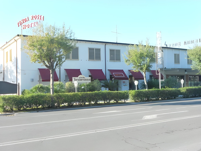 Exterior view 2, Hotel Tenda Rossa, Massa Carrara