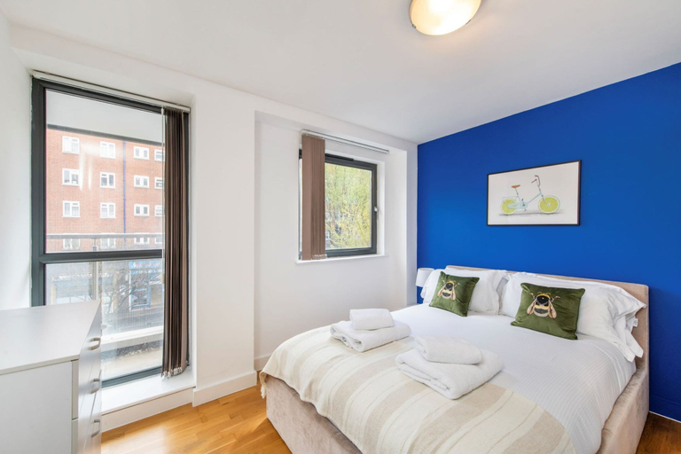 Room 4, The Queen s Retreat - Camden - by Frankie Says, London