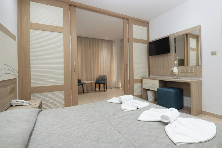 Bedroom 4, Stamatia Hotel