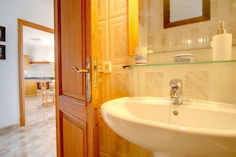 Bathroom 4, Villa Sa Cabaneta by Slow Villas, Baleares