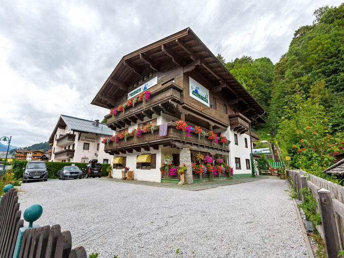 Exterior & Views 1, Studio in Saalbach near Ski Slopes, Zell am See