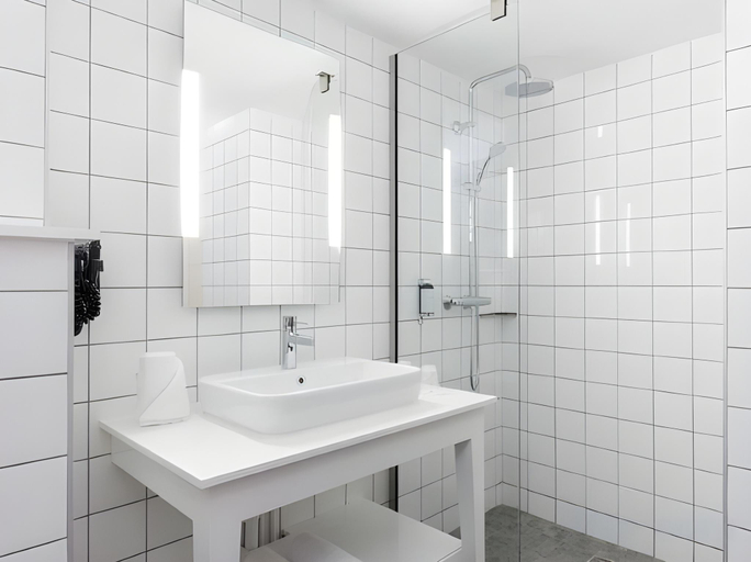 Bathroom 4, Dina Morgabine Saint Gilles, Saint-Paul
