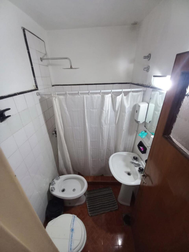 Bathroom 3, Hotel Ski, Futaleufú