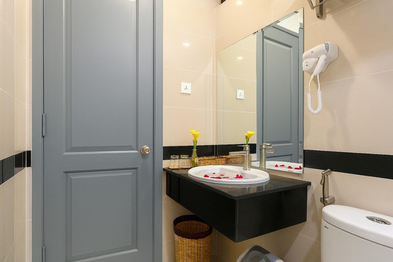 Bathroom 4, Yen Indochine Hotel, Nha Trang