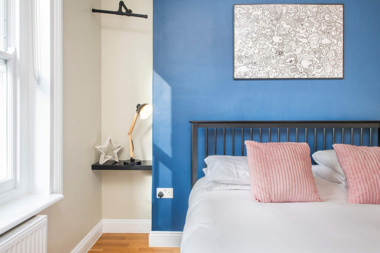 Room 5, So Glamourous Pad - Fitzrovia - by Frankie Says, London