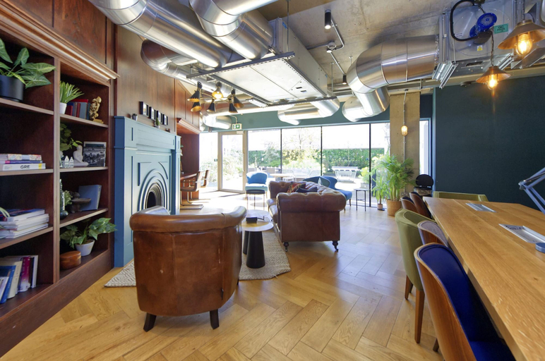 Room 4, Smart Student Studio in West London, London