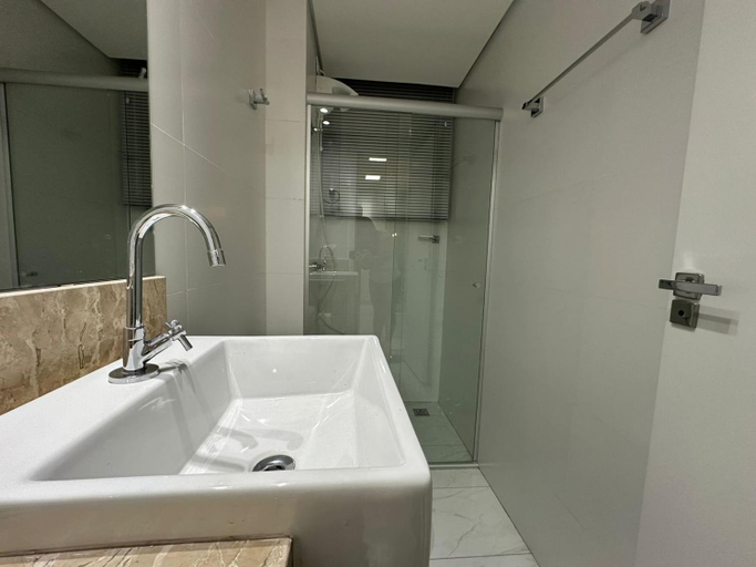 Bathroom 2, Predio Carijos no centro BH, Belo Horizonte