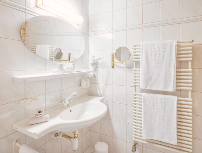 Bathroom 4, Hotel Magdalena Mayrhofen, Schwaz