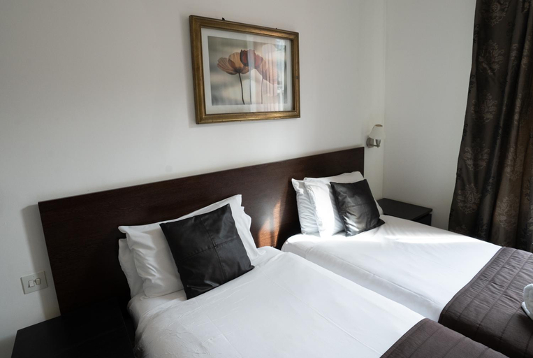 Bedroom 2, The Hop Inn, Poole