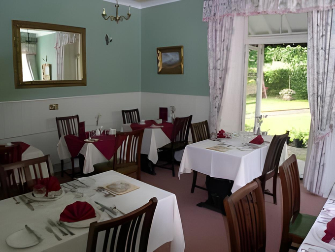 Food & Drinks 4, Harrabeer Country House, Devon