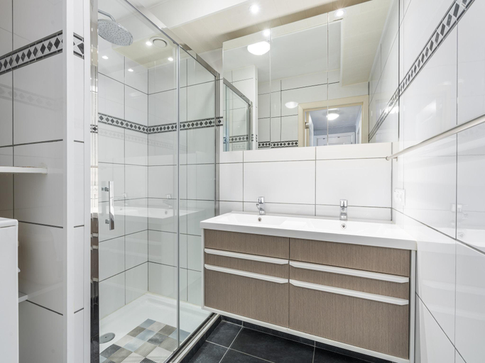 Bathroom, Pleasant apartment on the 2nd floor, West-Vlaanderen