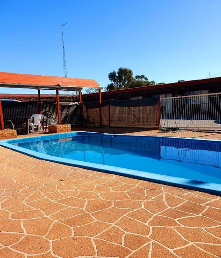 Sport & Beauty, Ardeanal Motel, Bland