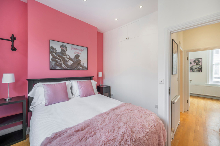 Room 5, Dionysus Den - Fitzrovia - by Frankie Says, London