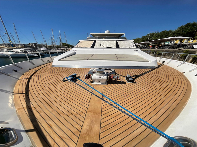 Others 5, Exclusive yacht with a roof terrace, Charente-Maritime