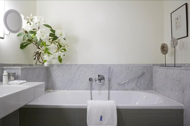 Bathroom 3, Hotel Tresanton, Cornwall
