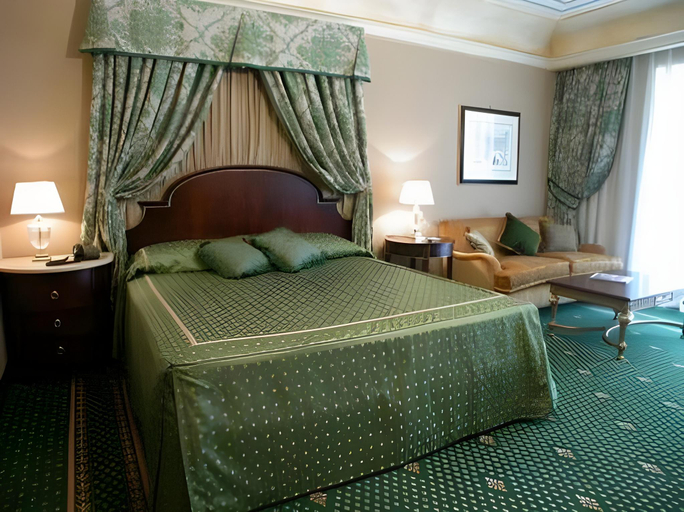 Bedroom 2, River Chateau Hotel, Rome