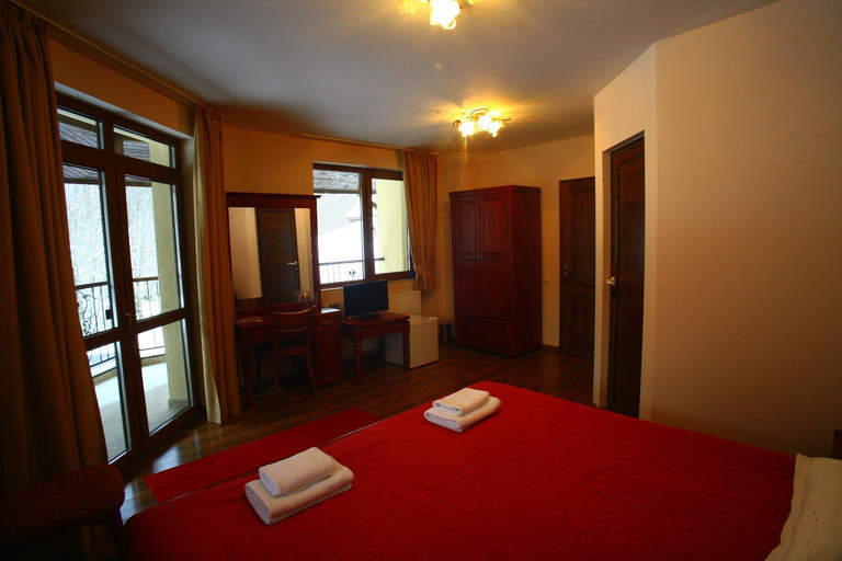 Bedroom 3, Galaxy Hotel, Troyan