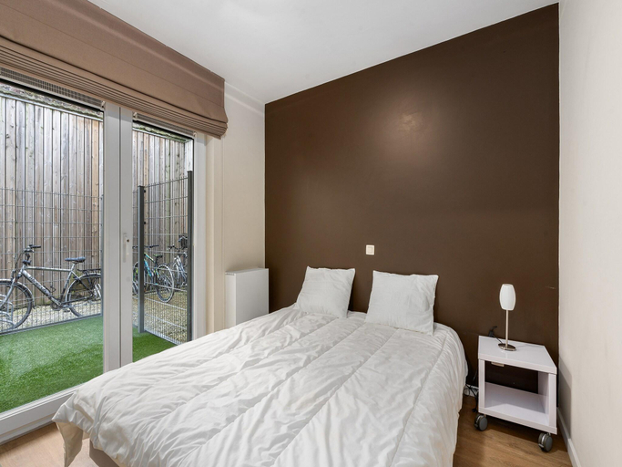 Others 5, Spacious Ground Floor Apartment for Family, West-Vlaanderen