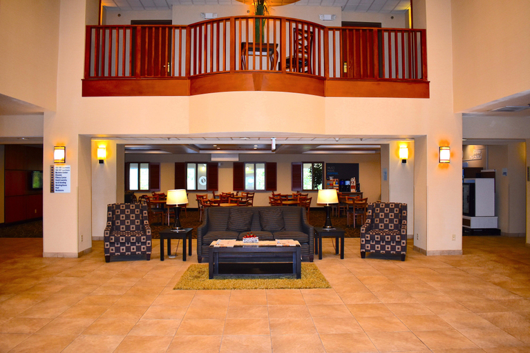Public Area 5, Holiday Inn Express SYRACUSE-FAIRGROUNDS by IHG, Onondaga