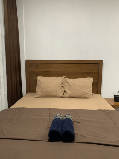 PaddyView by ZZZ Room Type - Double AC with Private Bathroom