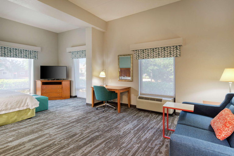 Bedroom 3, Hampton Inn Wilmington-University Area/Smith Creek, New Hanover
