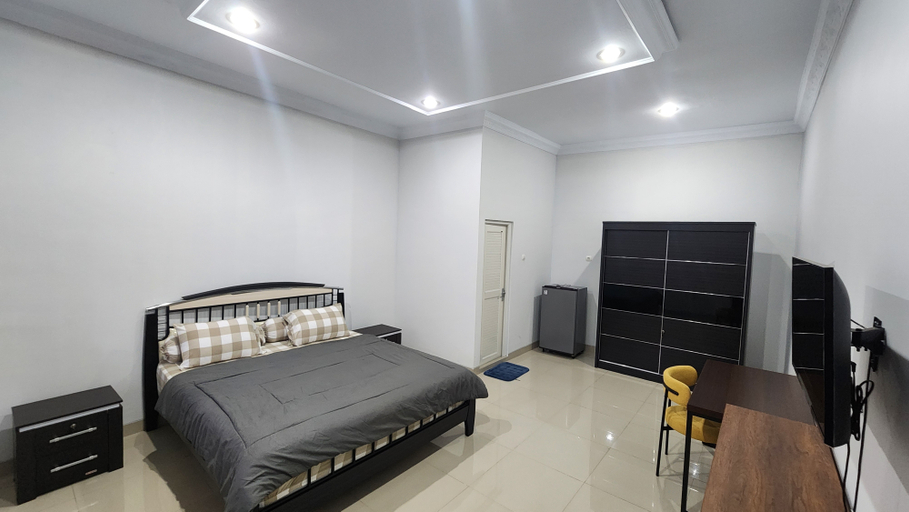 Bedroom 2, Ndalem Ayesha, Yogyakarta