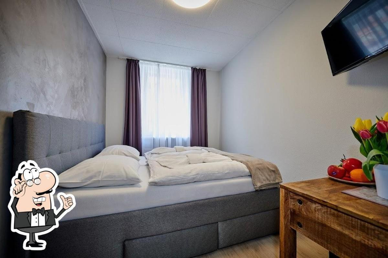 Others 2, Hotel Giamas, Straubing