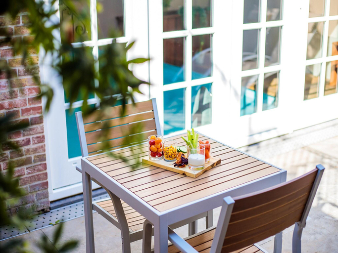 Food & Drinks, Wellness Home in Betuwe with Sauna, Culemborg