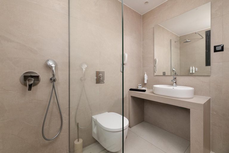 Bathroom 5, Martini Resort, South Aegean