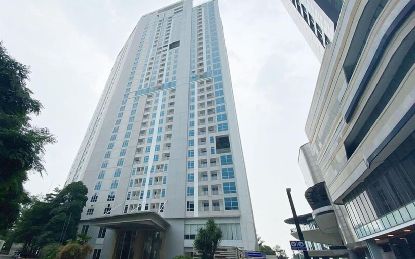 Exterior & Views, Studio Modern Style at Grand Sungkono Lagoon Apartment, Surabaya