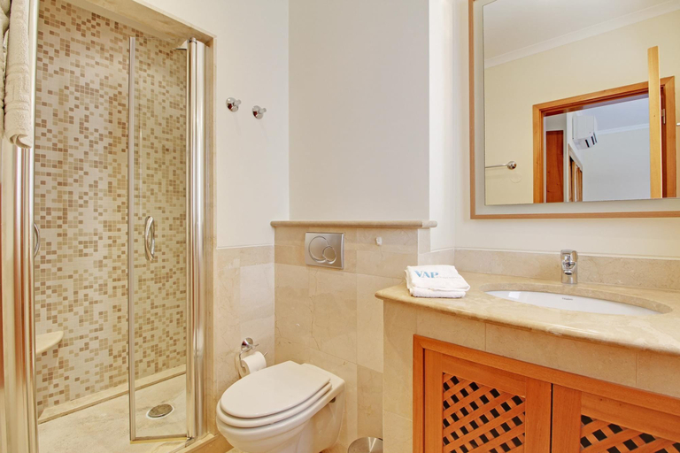 Room 3, Victoria Vilamoura in Vilamoura, Loulé