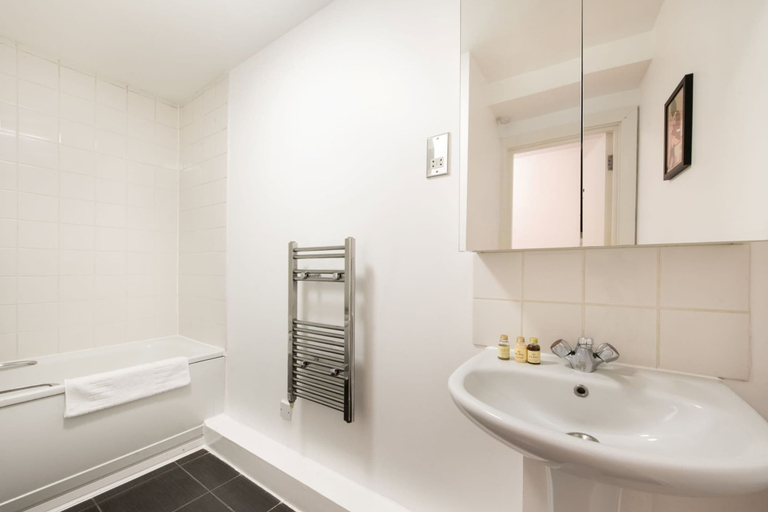 Bathroom, The Queen s Retreat - Camden - by Frankie Says, London